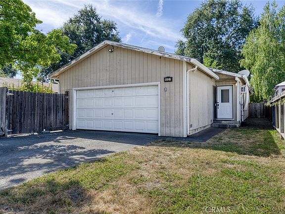 3rd image of 1021 2nd St