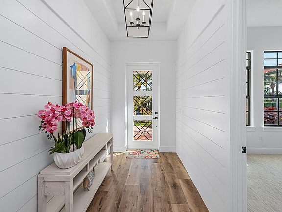 2nd image of 7976 Cordoba Pl