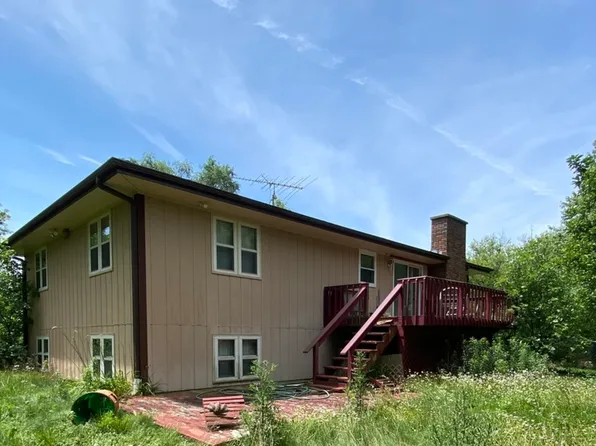 3914 Raycraft Rd, Woodstock, IL 60098