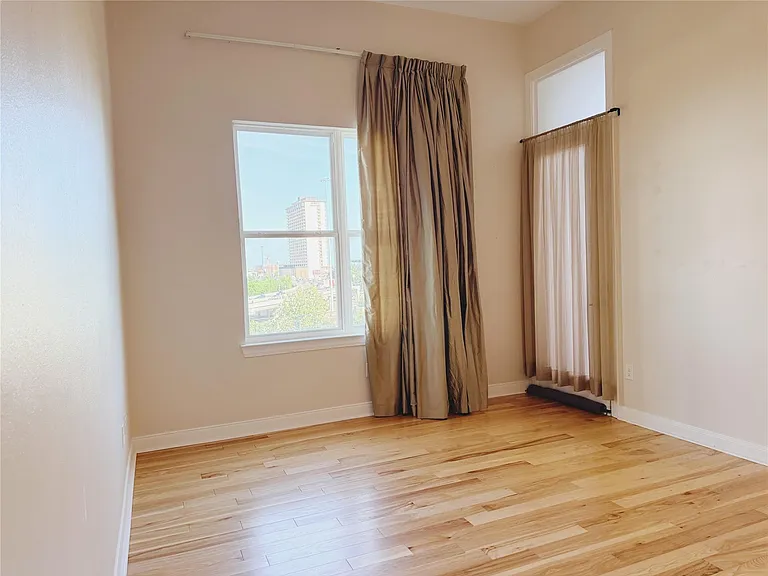 300 Saint Joseph Pkwy #412 — Photo 16