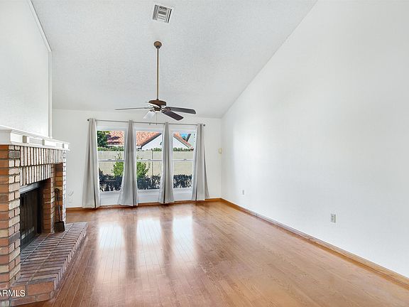 3rd image of 1238 E Campbell Ave