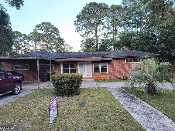2nd image of 4748 Sylvan Dr