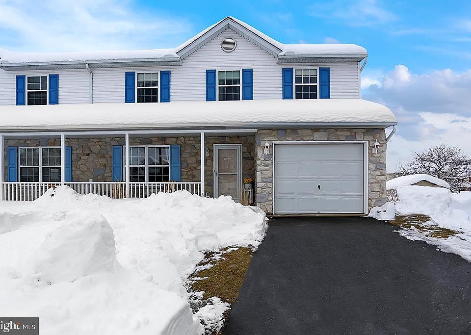 1st image of 1061 Whitford Dr
