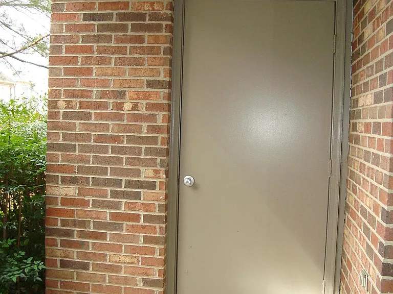 18704 Caledonia Ct #B — Photo 21
