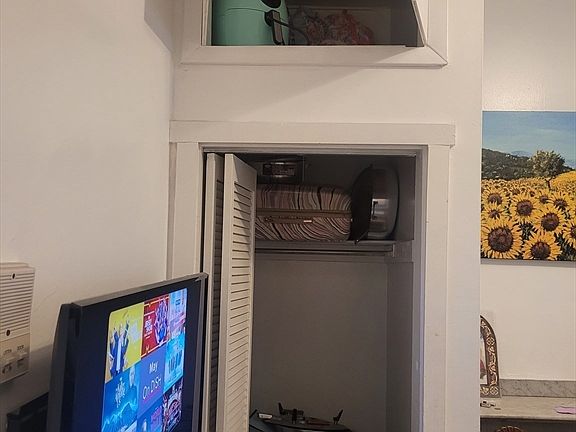5th image of 109 Dartmouth St #23