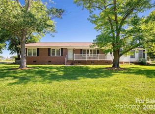 1723 Baskins Hill Rd, Heath Springs, SC 29058