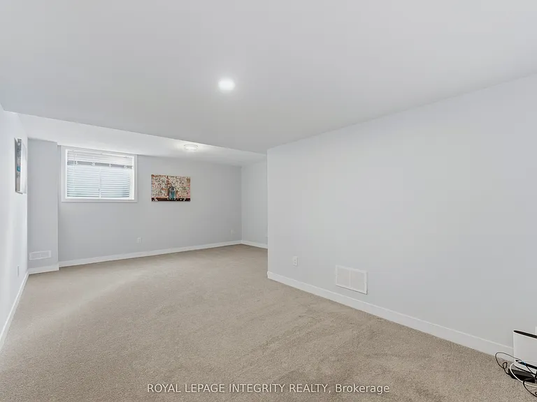 660 Fenwick Way — Photo 33