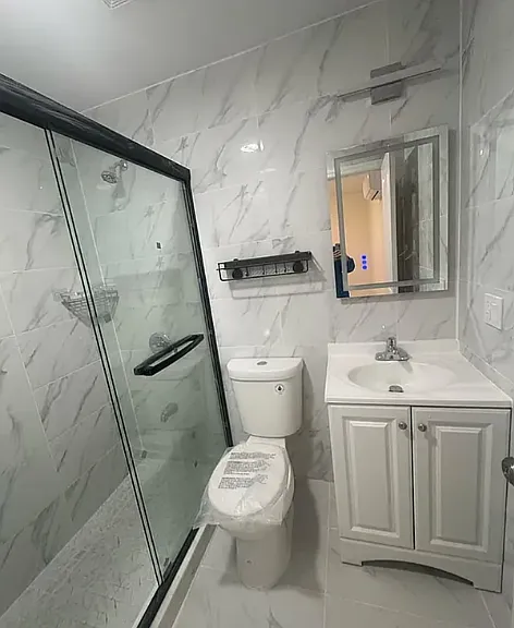 2124 Himrod St #B — Photo 3