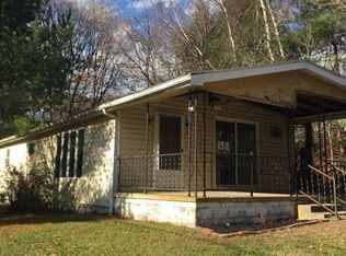 2 Ferndale Rd, New Philadelphia, PA 17959