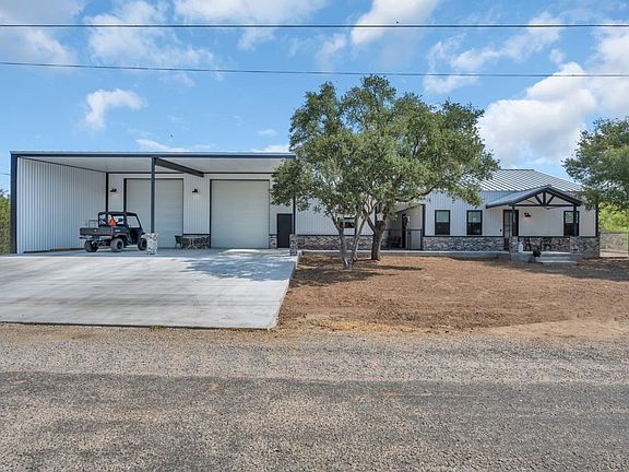 2nd image of 225 Cedarhill Drive