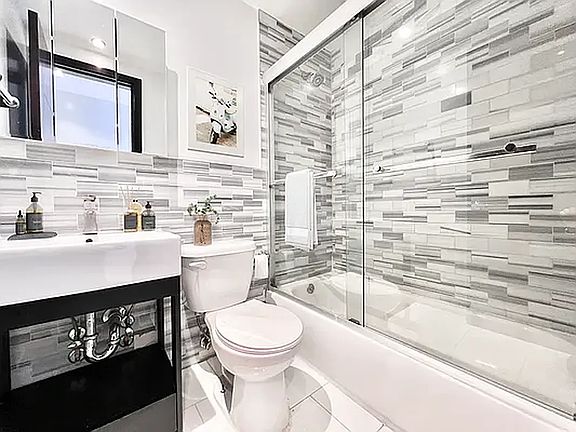 5th image of 109 W 105th St APT 2B