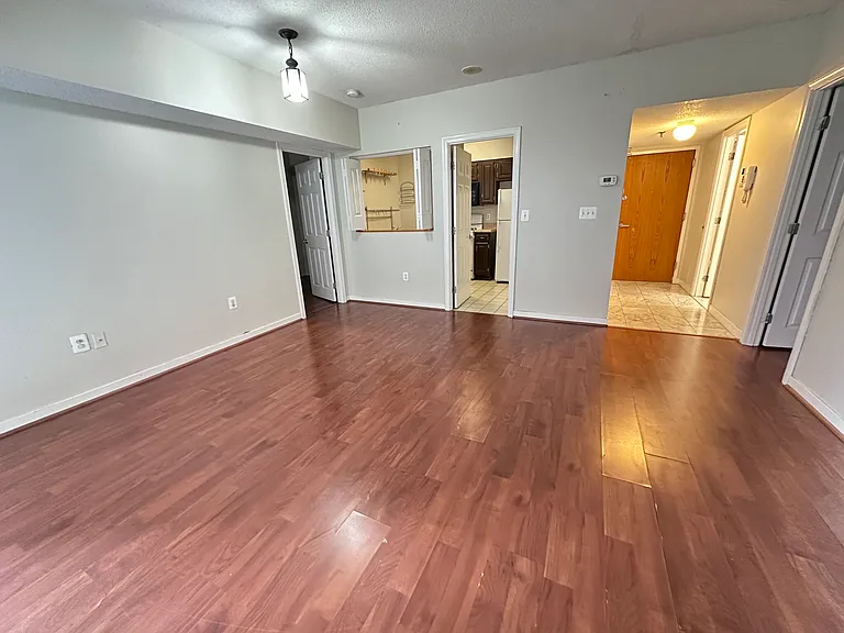 147 Kelton St #311 — Photo 4