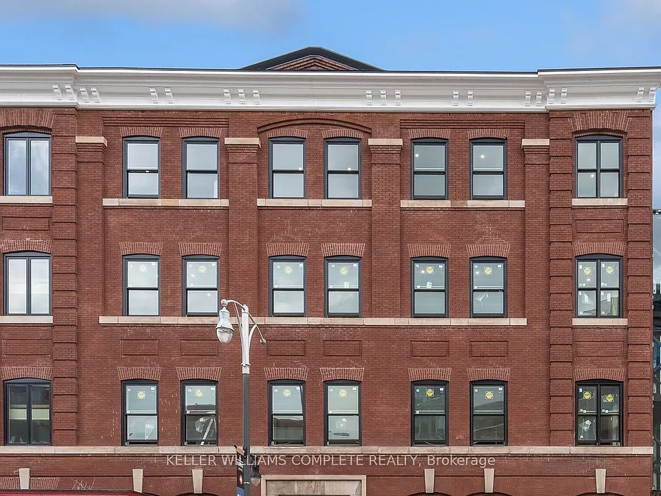56 York Blvd #304