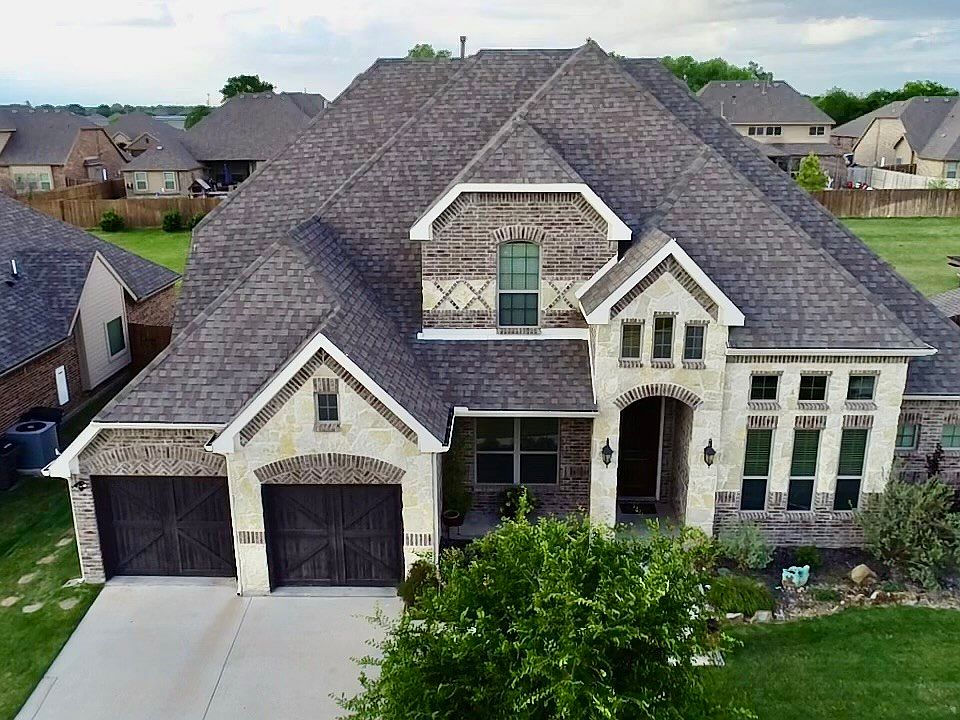 1st image of 208 Covington Dr