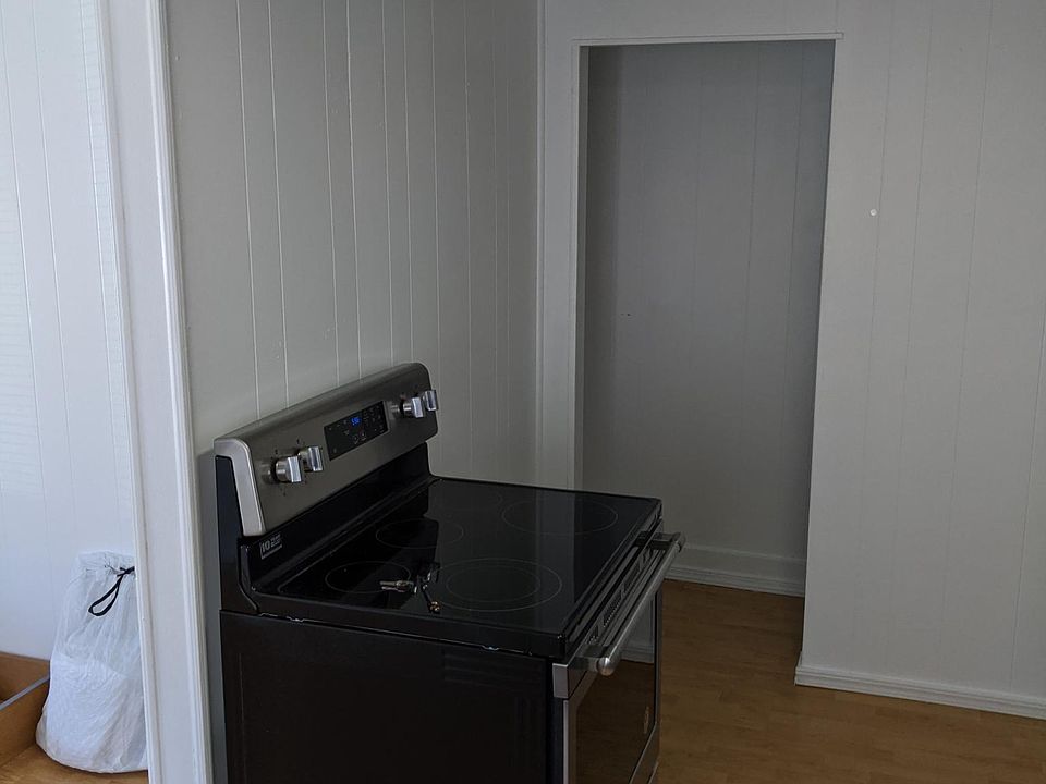 1st image of 1615 NW 20th St APT A