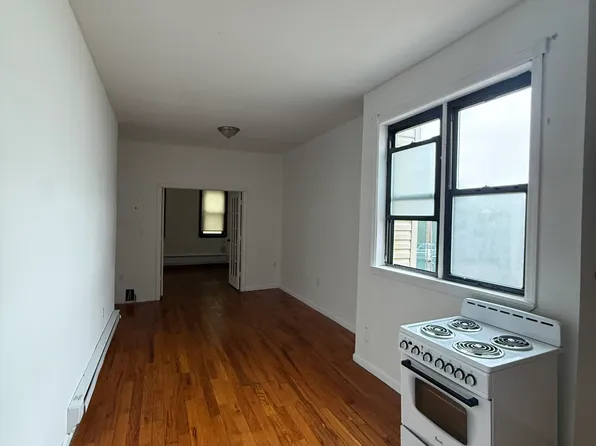 273 23rd Street image 1 of 7