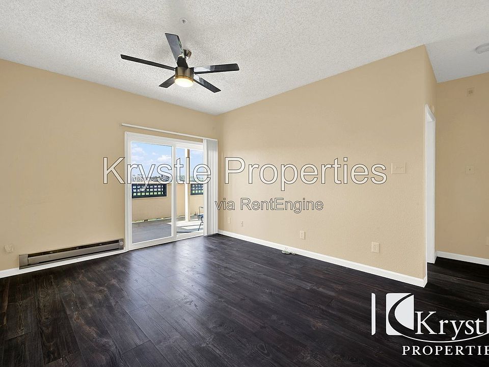 1st image of 1201 Glen Cove Pkwy APT 1106