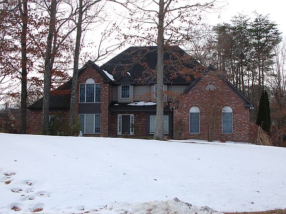 2nd image of 8800 Windtree Ct