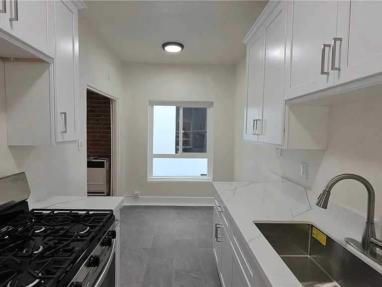 33408 W Sunset Blvd — Photo 7