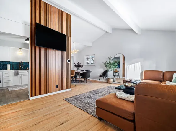 676 Treeside Dr #Id1496089p, Akron, OH 44313