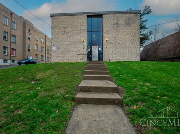 694 Gholson Ave, Cincinnati, OH 45229