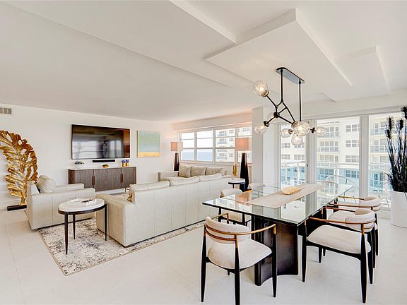 4th image of 3430 Galt Ocean Drive #1011