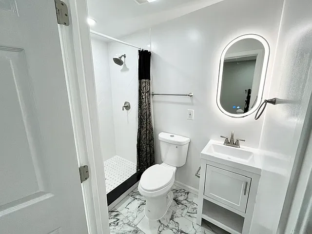 935 S Belnord Ave — Photo 23