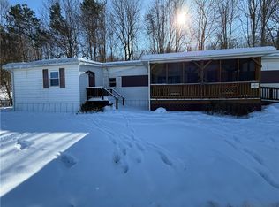 10 Spruce Ln, Indiana, PA 15701