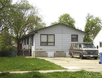 1st image of 317-319 N Lake Ave