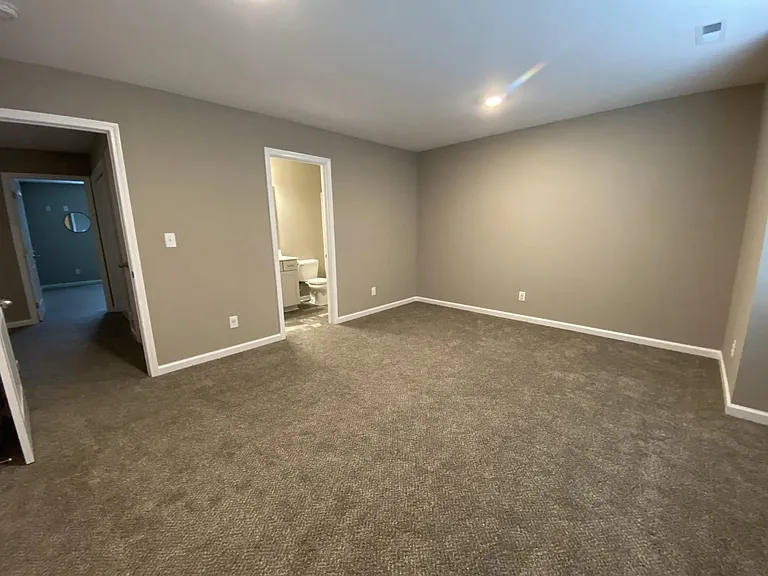 135 Country Ln — Photo 27