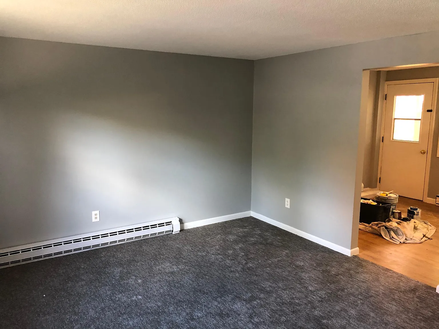 2 bed, 900 sqft, $1,600 — Photo 3