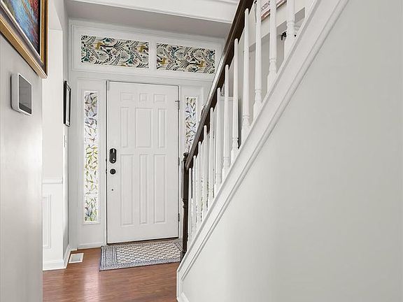 3rd image of 2815 Lanarkshire Way