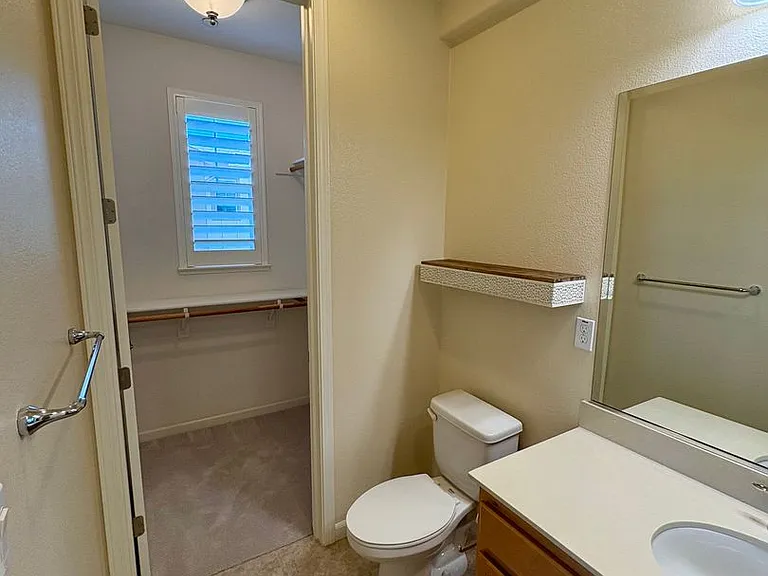 1658 N Pole Pl #1 — Photo 19
