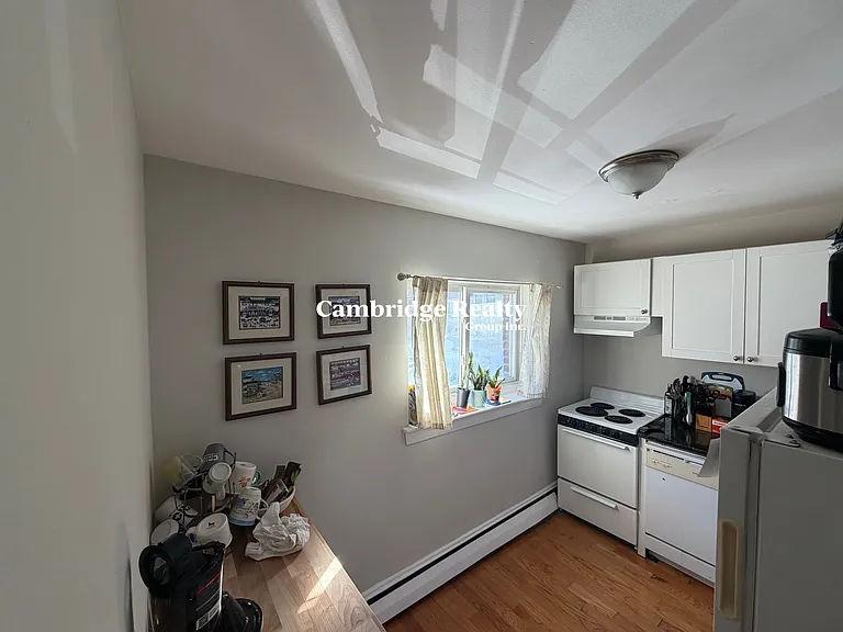 61 Selkirk Rd #3T — Photo 6