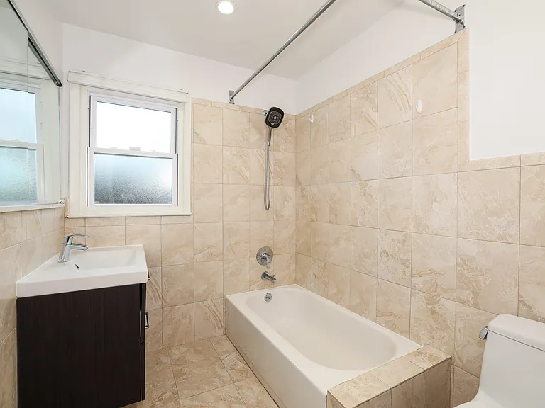 65 Lincoln Rd — Photo 13