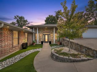 1227 Kiowa Dr W, Lake Kiowa, TX 76240