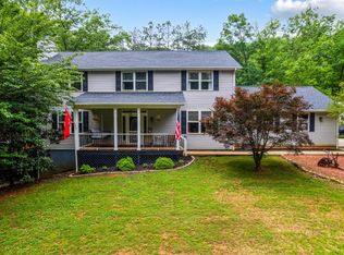 135 Warner Rd, Lynchburg, VA 24504