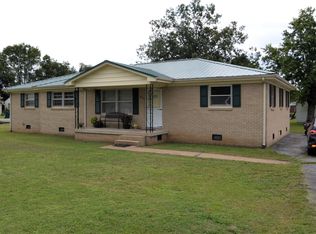 935 Rackley Dr, Pulaski, TN 38478