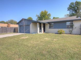 2505 S Sycamore Ave, Broken Arrow, OK 74012