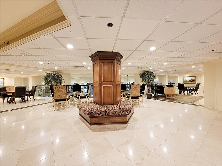 3525 Sage Rd #908 — Photo 37