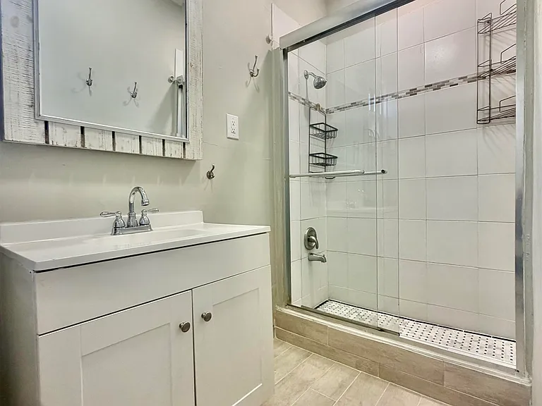 212 Plainfield Ave #2 — Photo 11