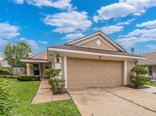 14035 Clear Forest Dr, Sugar Land, TX 77498