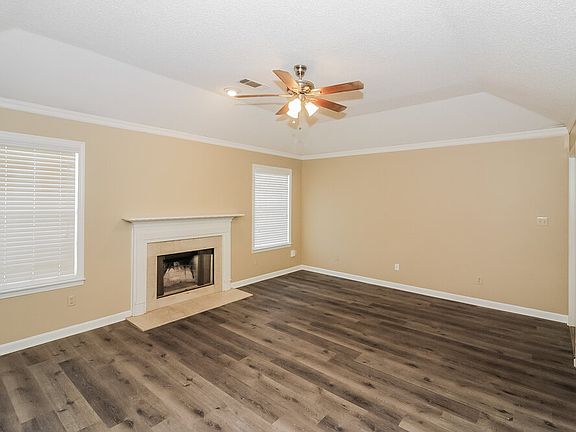 3rd image of 2240 Lake Springs Ln