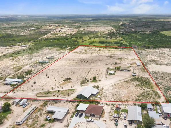170 N Centro Ave, Del Rio, TX 78840