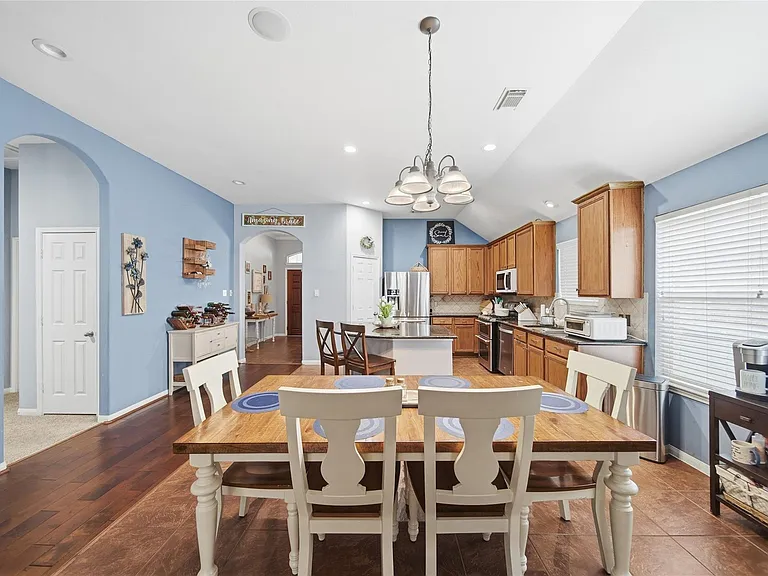 4910 Ivory Meadows Ln — Photo 11