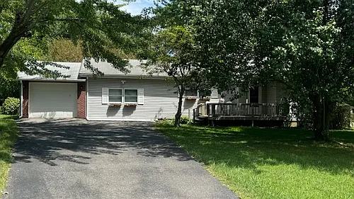 1709 Oak Hill Dr Photo 1