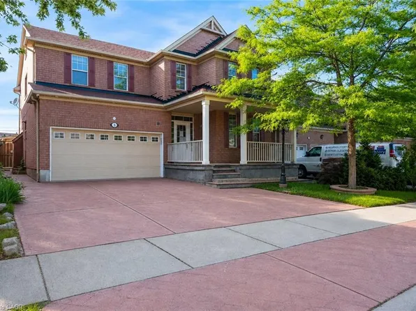 8 Gander Cres, Brampton, ON L6P 2J5