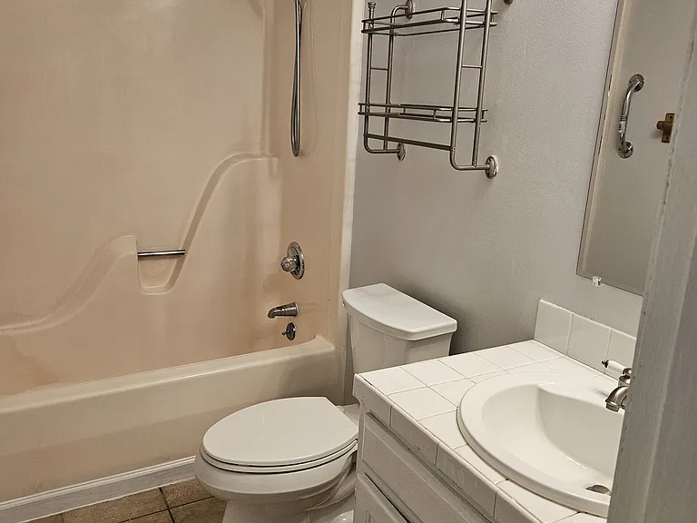 13014 Percivale Dr SE — Photo 17