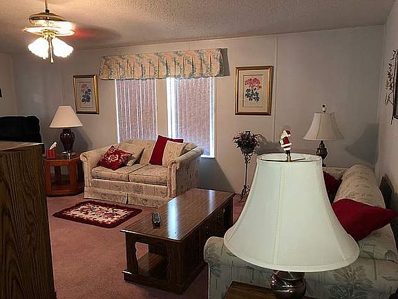 3rd image of 400 Bruce Ave