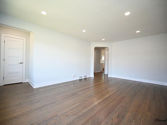 4th image of 7542 W Gunnison St